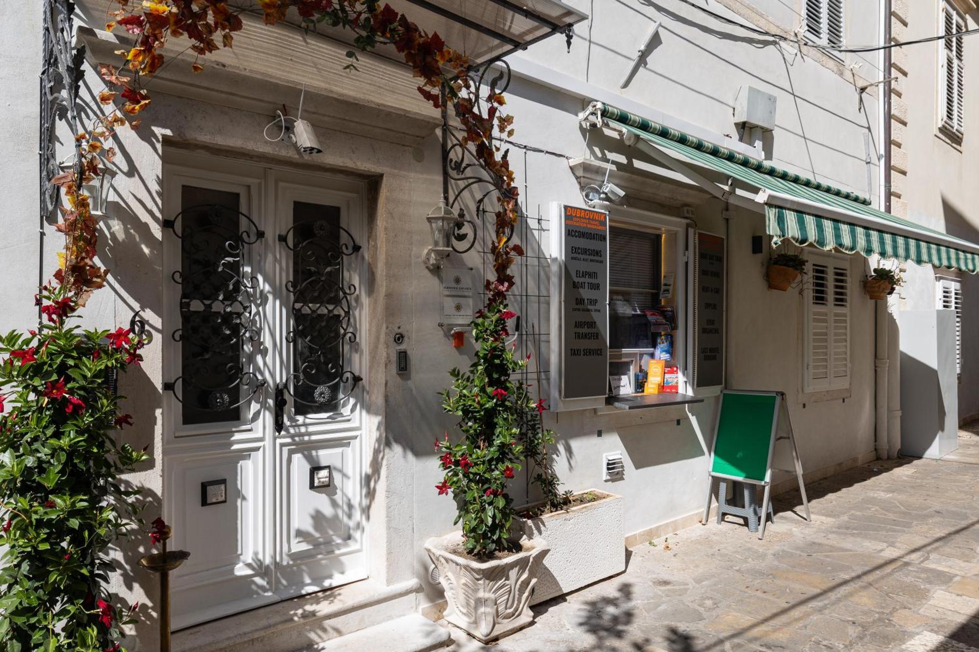 Seistanca Lux -Old City Entrance 杜布罗夫尼克 外观 照片